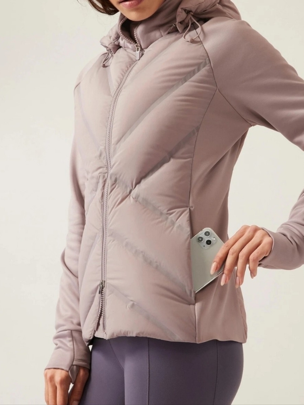 Athleta Women's Inlet Puffer Jacjet Size Small.